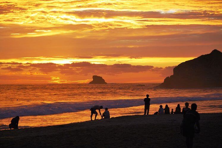 A picture of a beautiful sunset at the Zipolite nudist beach in Mexico