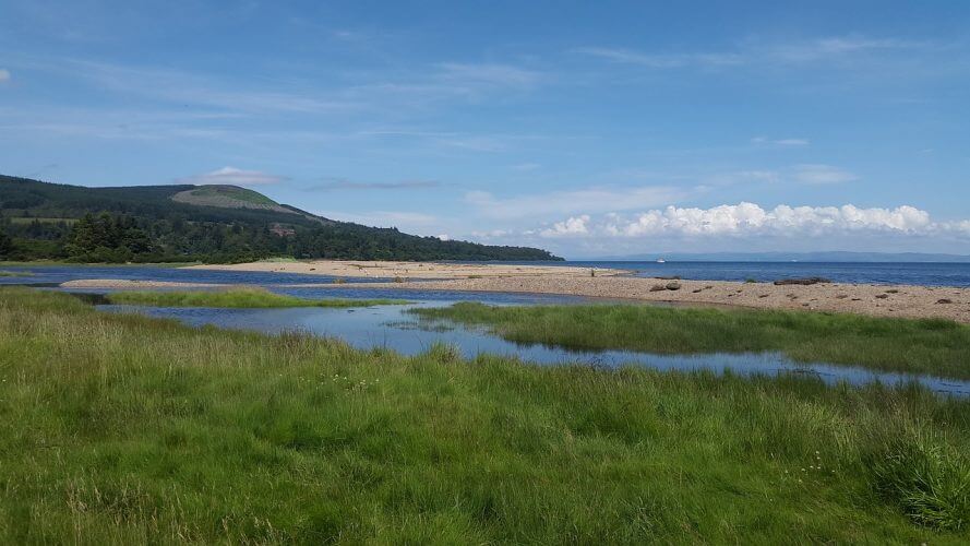 A picture of one of the beaches in the isle of Arran