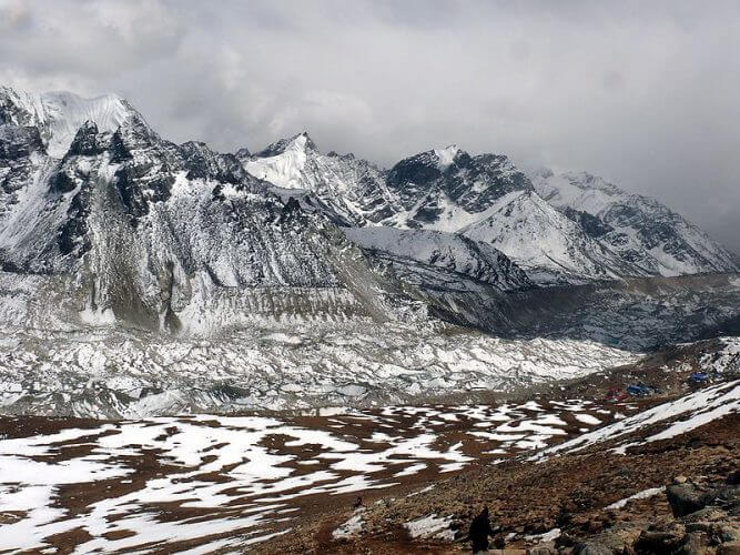 A picture of Gorak Shep taken from Kala Patther