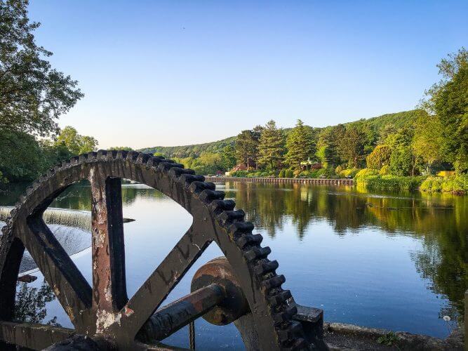 An image of a mill along the river in Belper in the Peak district of the UK