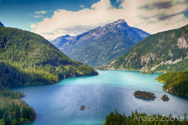 A stunning visual of Diablo lake is captured in this photo