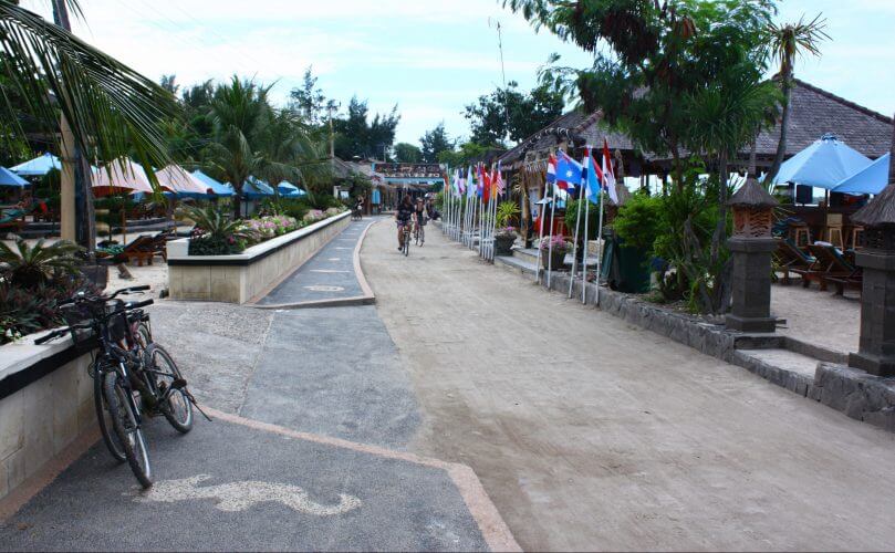 The streets in Gili Trawangan 