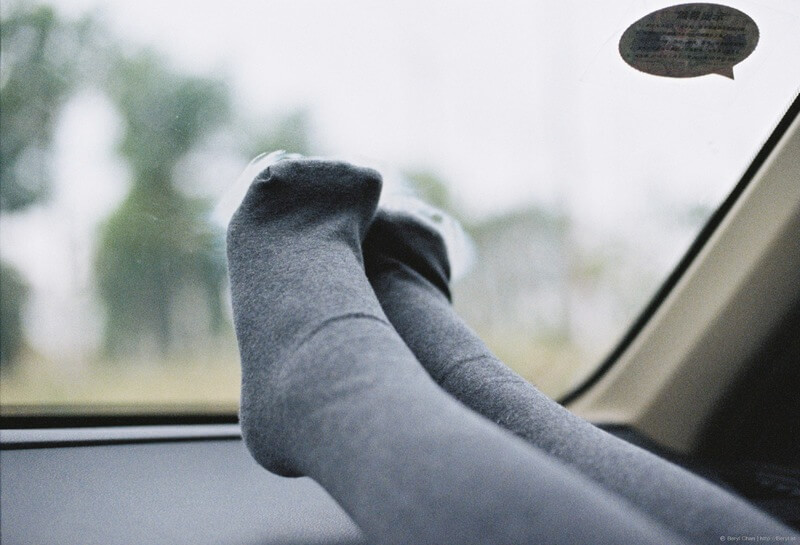 An image of a girl wearing cotton socks