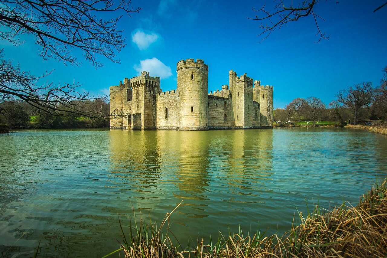 A view of Bodiam Castle in England