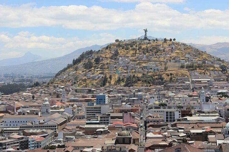 An aerial image of the city of Quito
